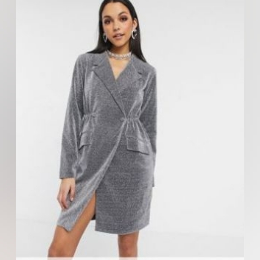 Missguided Sparkly Silver Long Sleeve Double Button Tuxedo Blazer Dress NWT Sz 2
